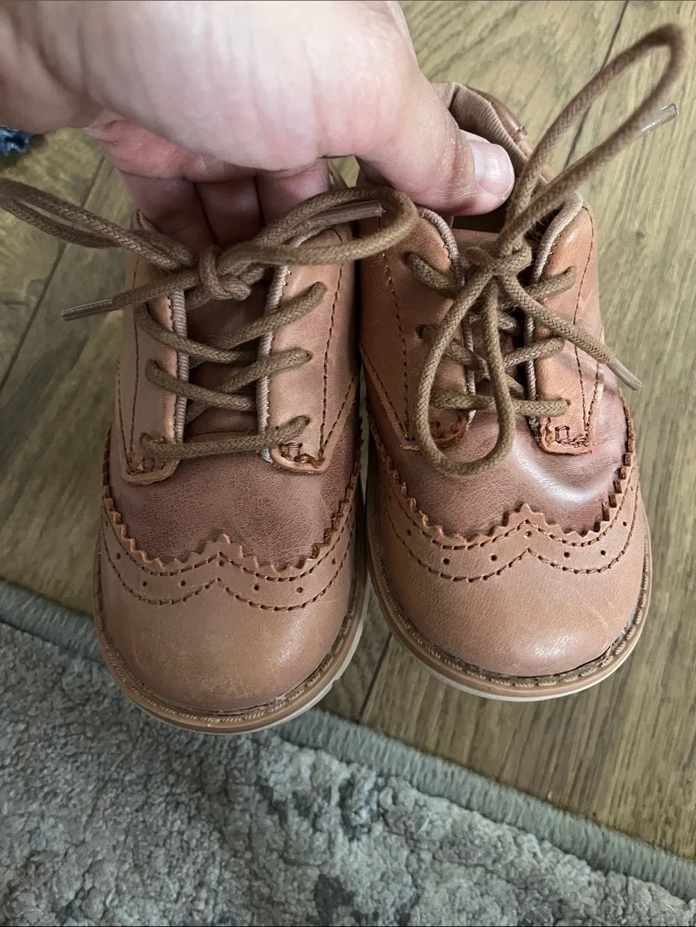 Stride Rite Ellsworth wing tip shoes